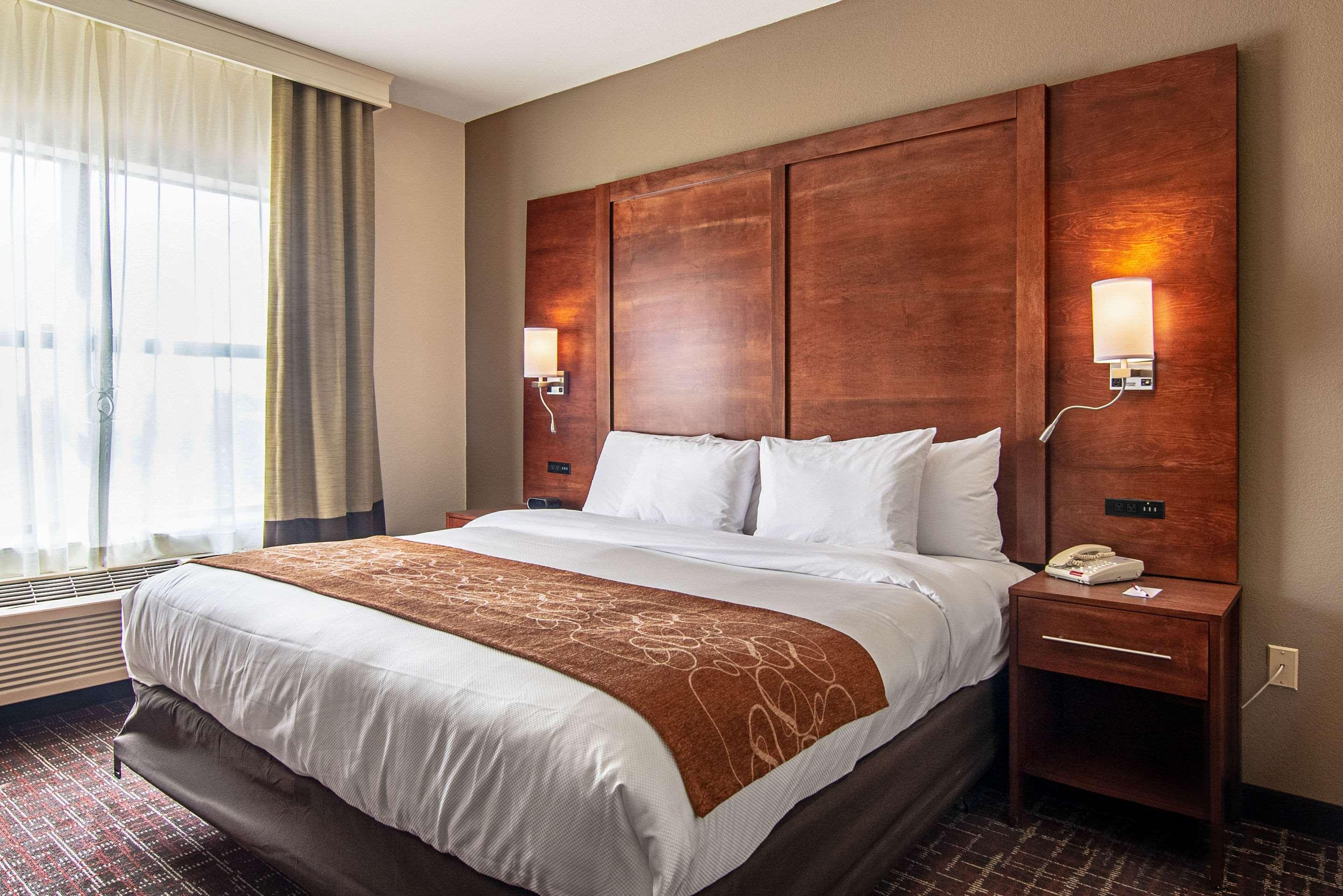 Comfort Suites Nw Dallas Near Love Field Екстер'єр фото