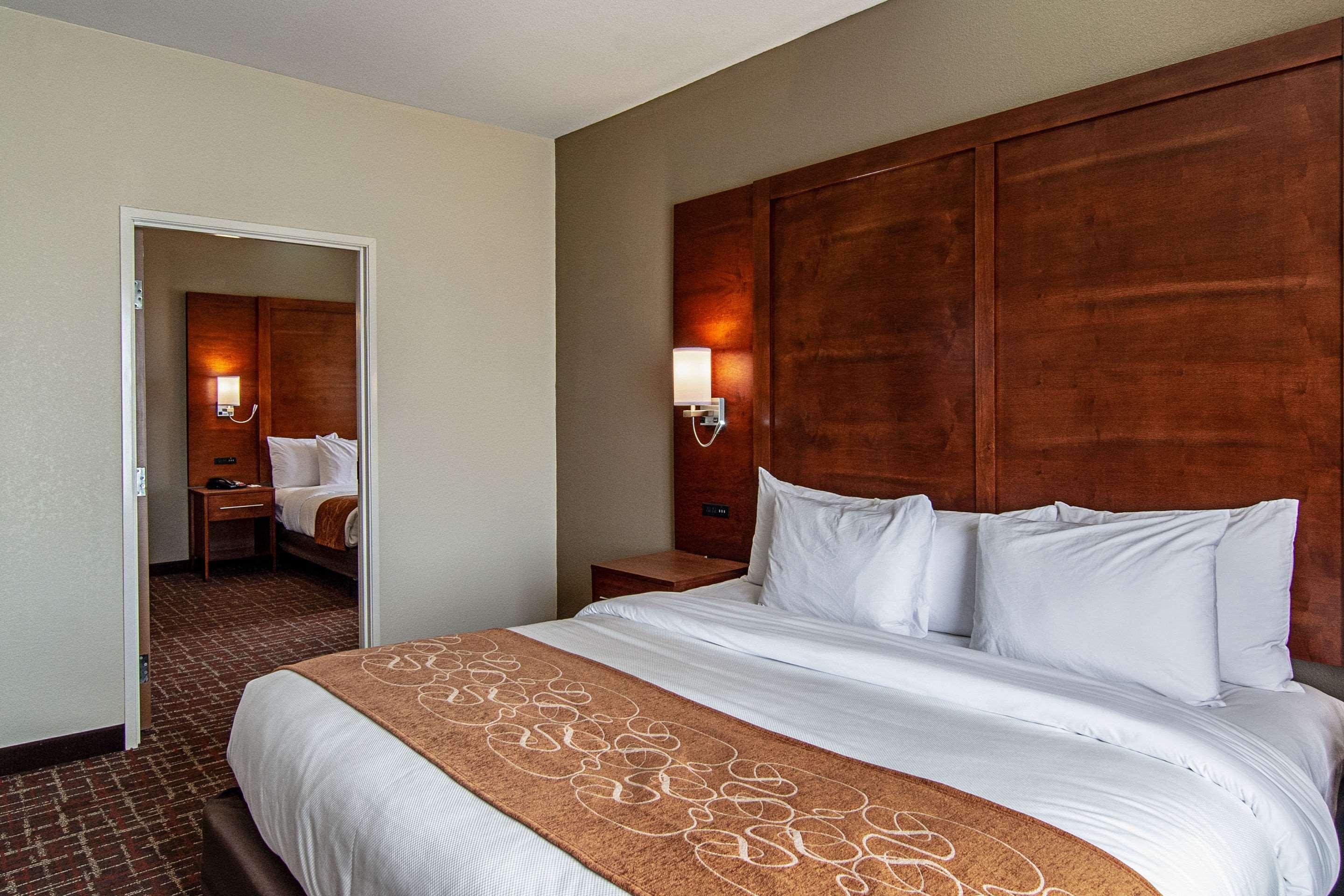 Comfort Suites Nw Dallas Near Love Field Екстер'єр фото