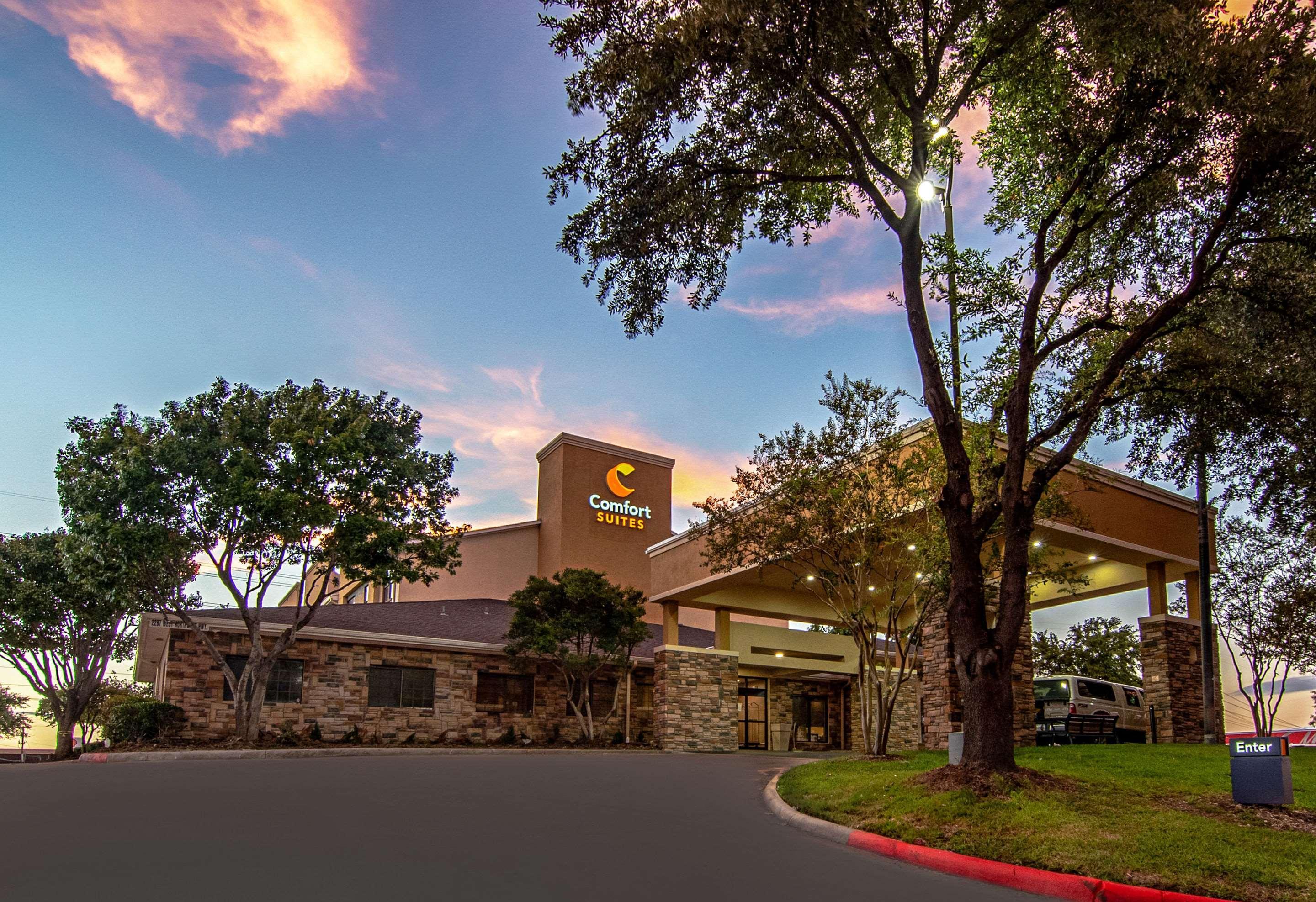 Comfort Suites Nw Dallas Near Love Field Екстер'єр фото