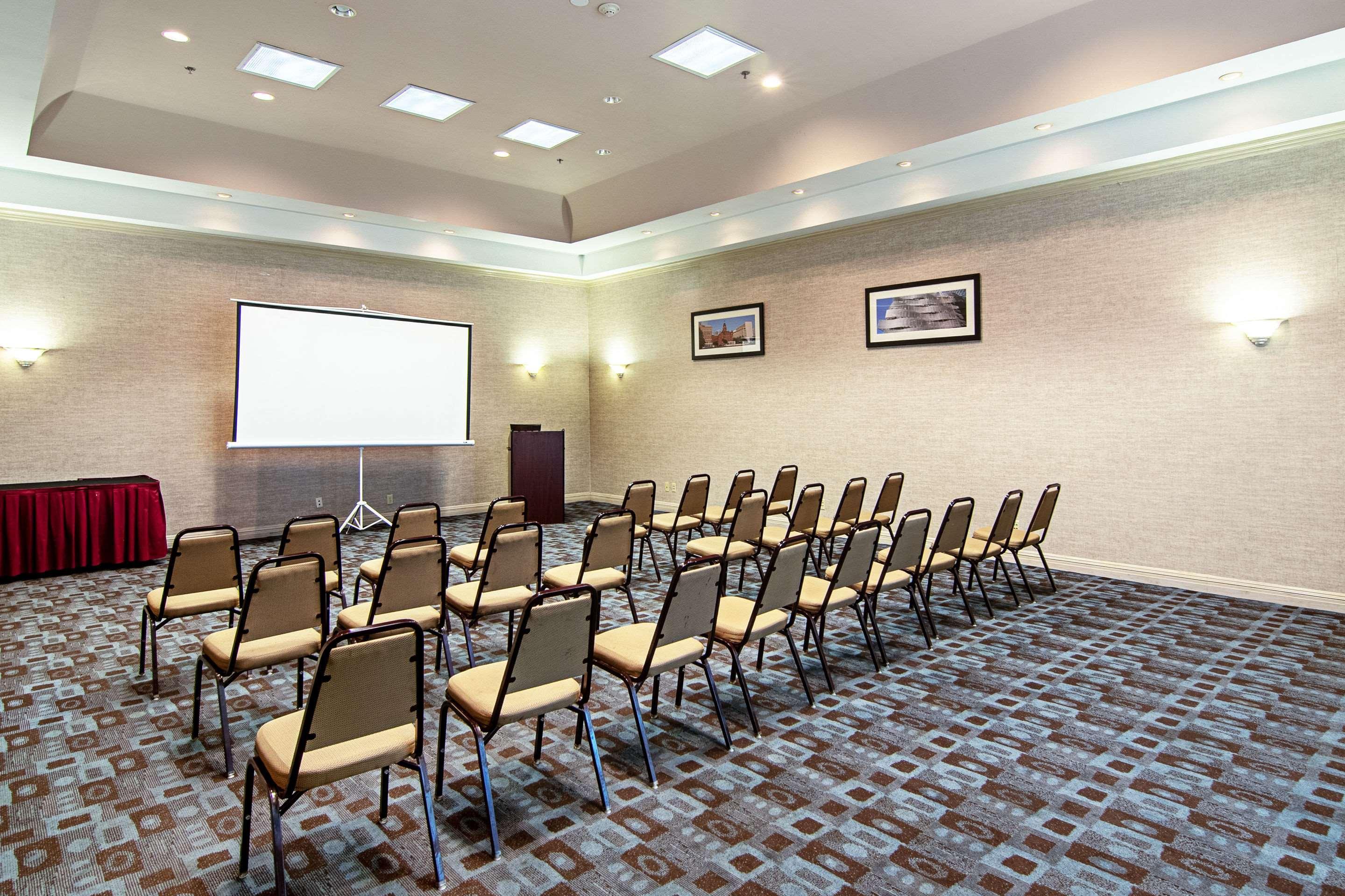 Comfort Suites Nw Dallas Near Love Field Екстер'єр фото