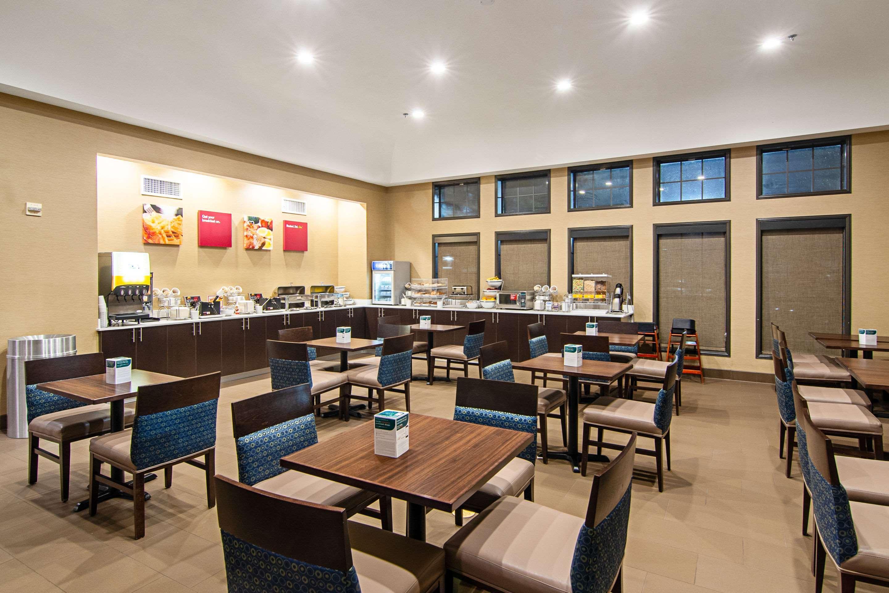 Comfort Suites Nw Dallas Near Love Field Екстер'єр фото