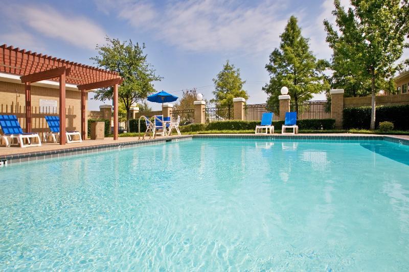 Comfort Suites Nw Dallas Near Love Field Екстер'єр фото